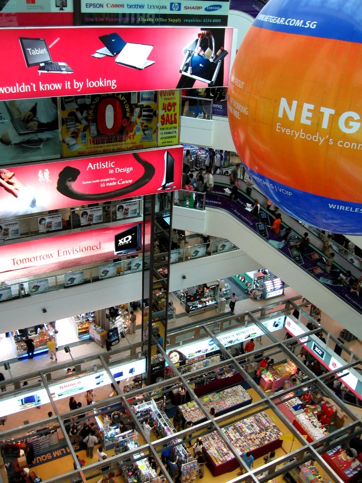 Sim Lim Square, Aug 06