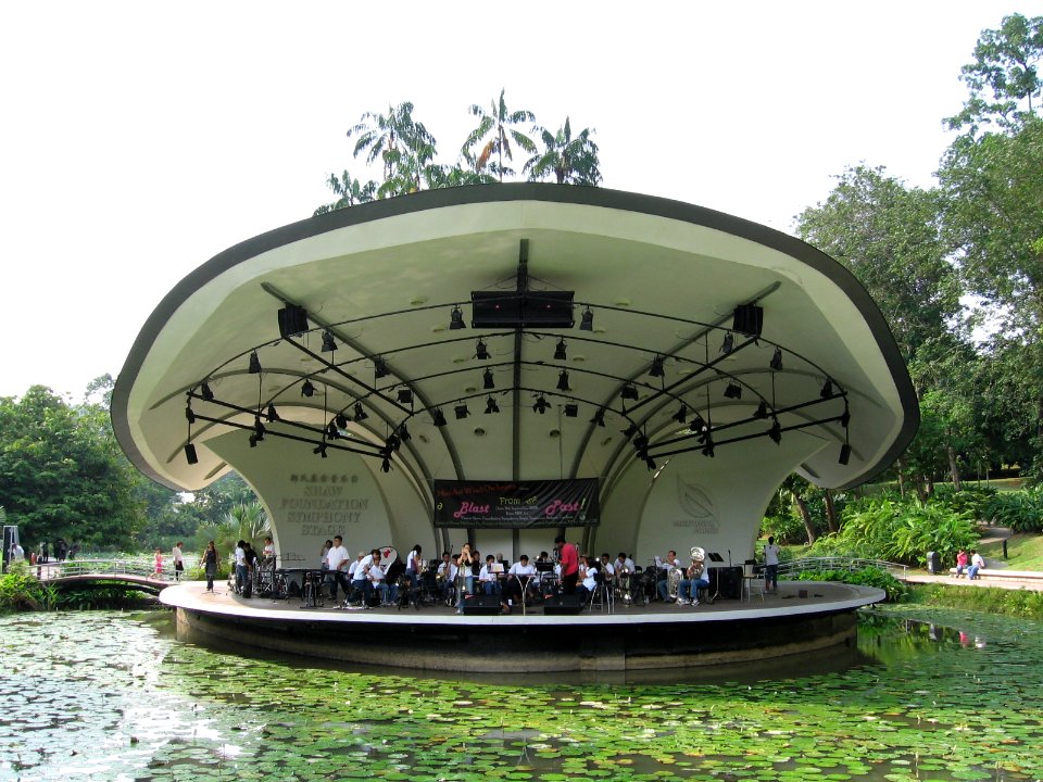Singapore Botanic Gardens, Symphony Lake 4, Sep 06