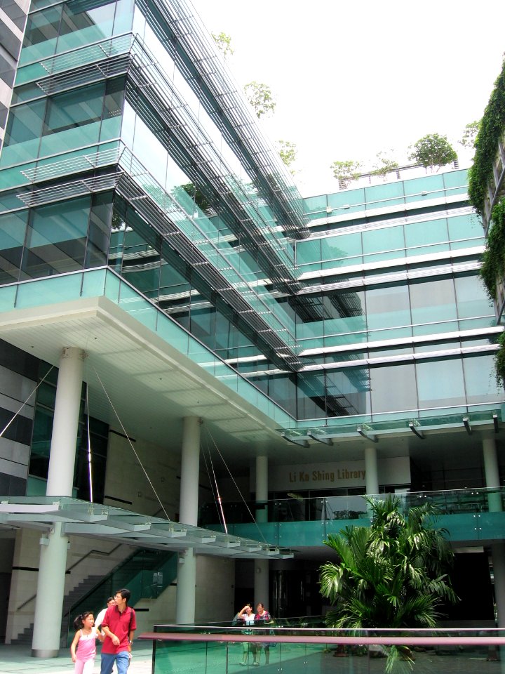 Singapore Management University 12, Aug 06