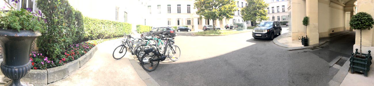 Square dOrléans Panorama
