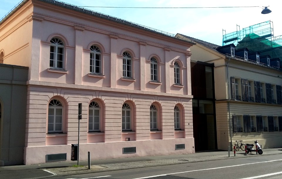 Staatsgerichtshof Hessen