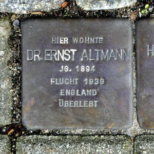 Stolperstein für Ernst Altmann, Dr.-Peter-Jordan-Strasse 3, Bautzen