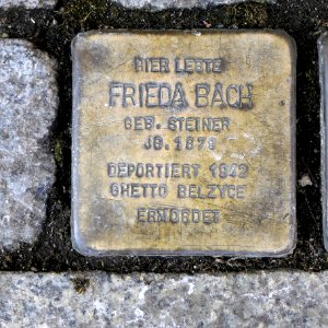 Stolperstein für Frieda Bach, Markt 30-31, Mittweida