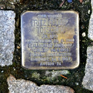 Stolperstein für Fritz Rudolf Totschek, Breite Strasse 17, Döbeln