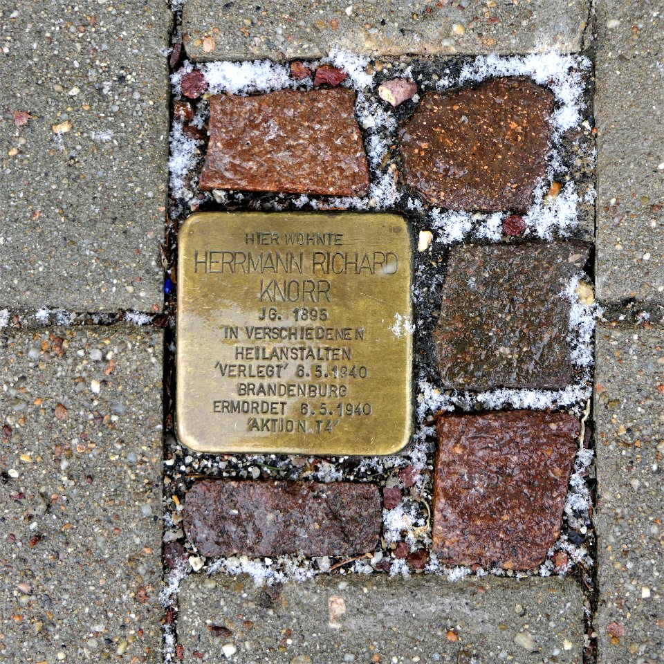 Stolperstein für Herrmann Richard Knorr, Querstrasse 13, Limbach-Oberfrohna (1)