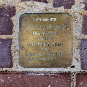 Stolperstein für Itka Ida Urbach, Obermarktgasse 4, Leisnig