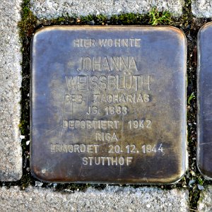 Stolperstein für Johanna Weissblüth, Fronstrasse 9, Döbeln