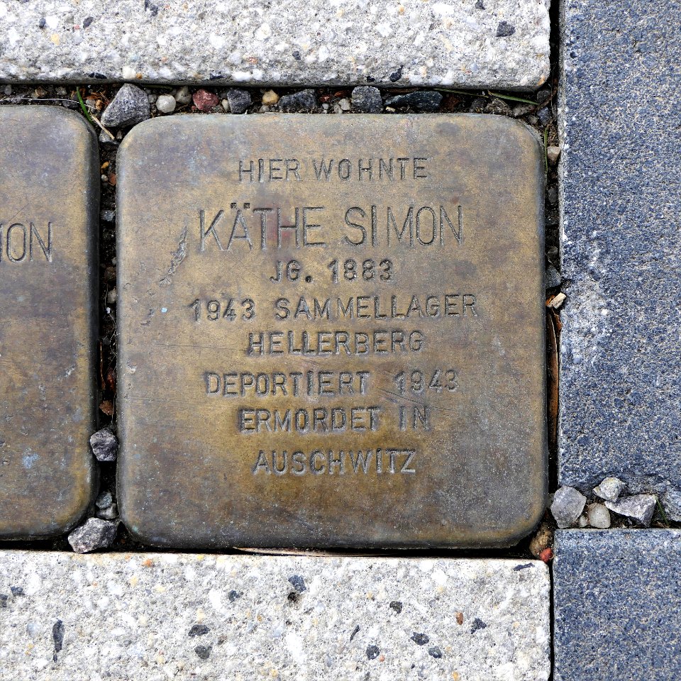 Stolperstein für Käthe Simon, Bernsdorfer Strasse 1, Chemnitz