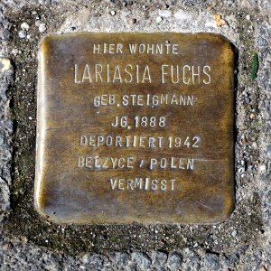 Stolperstein für Lariasia Fuchs, Emilienstrasse 22, Zwickau