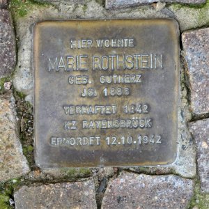 Stolperstein für Marie Rothstein, Theaterstrasse 4, Döbeln