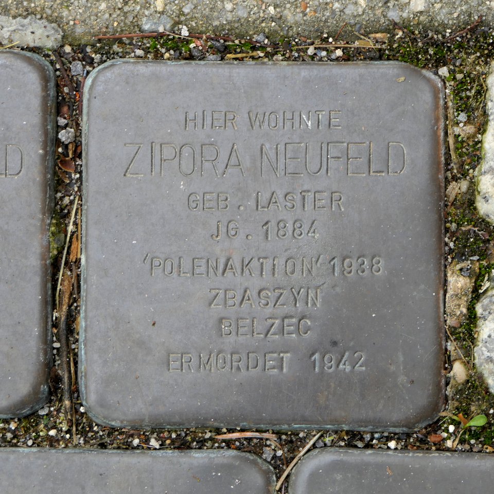 Stolperstein für Zipora Neufeld, Hosker Strasse 30, Wittichenau