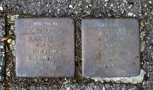 Stolpersteine für Anna und Dr. Sigmund Karpeles, Elsaweg 33, Degerloch, Stuttgart