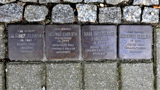 Stolpersteine für Familie Ehrlich und Ernst Altmann, Dr.-Peter-Jordan-Strasse 3, Bautzen