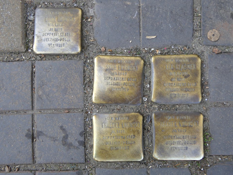 Stolpersteine für Familie Lwowski, Leipziger Strasse 15, Zwickau