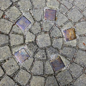 Stolpersteine für Familie Reinhardt, Neckartalstrasse 145, Bad Cannstatt, Stuttgart (1)