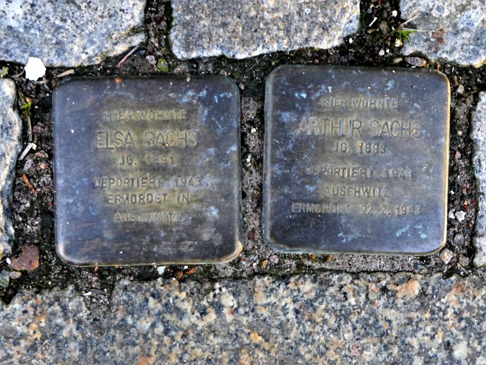 Stolpersteine für Familie Sachs, Dresdener Strasse 17, Roßwein