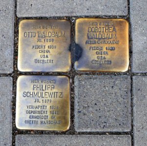 Stolpersteine für Familie Waldbaum und Philipp Schmulewitz, Salzer Straße 15–17, Schönebeck (Elbe)