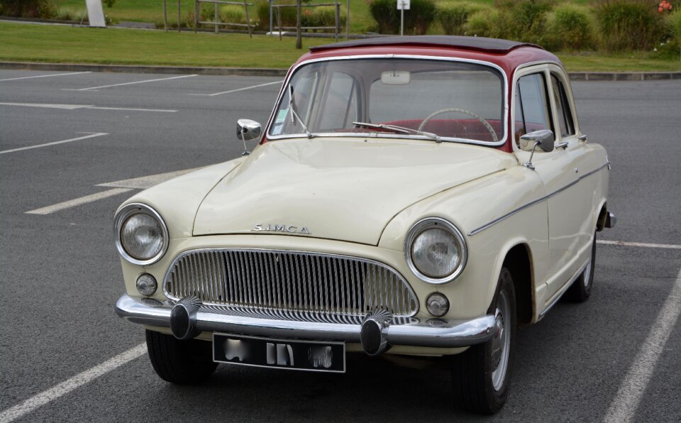 Old car automobile retro