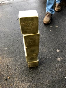 Stolpersteine Zanders vor Verlegung