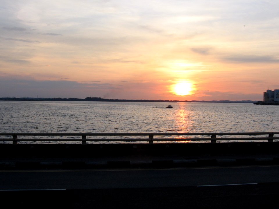 Straits of Johor, Sep 05