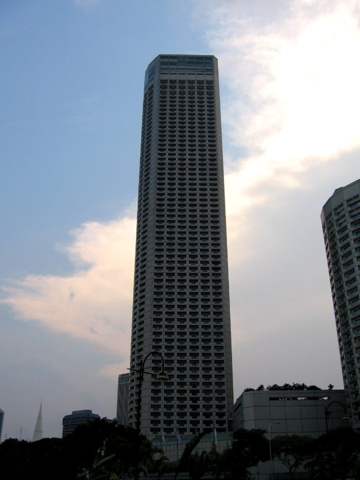 Swissôtel The Stamford 2, Aug 06