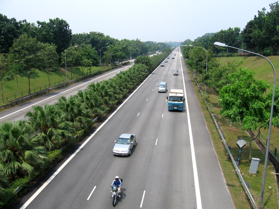 Tampines Expressway, Aug 06