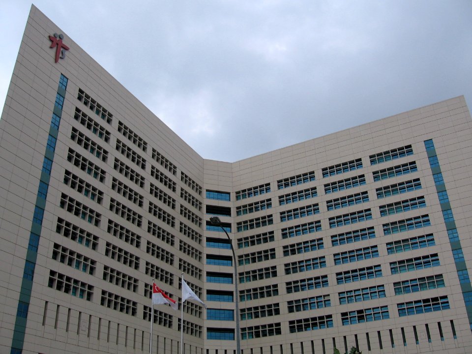 Tan Tock Seng Hospital 2, Aug 06