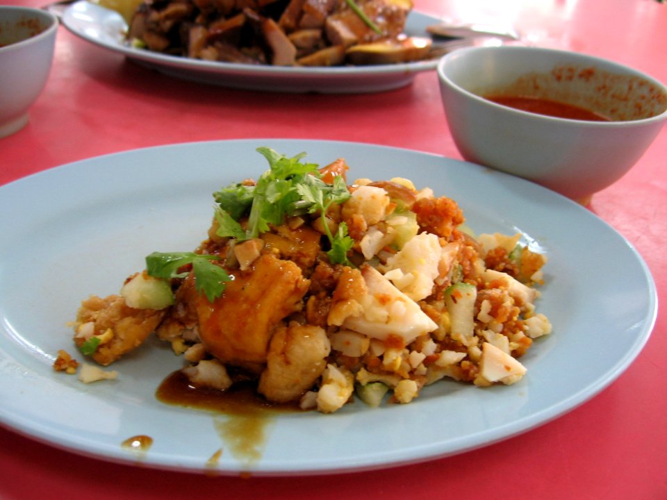 Tau kwa pau, Apr 06