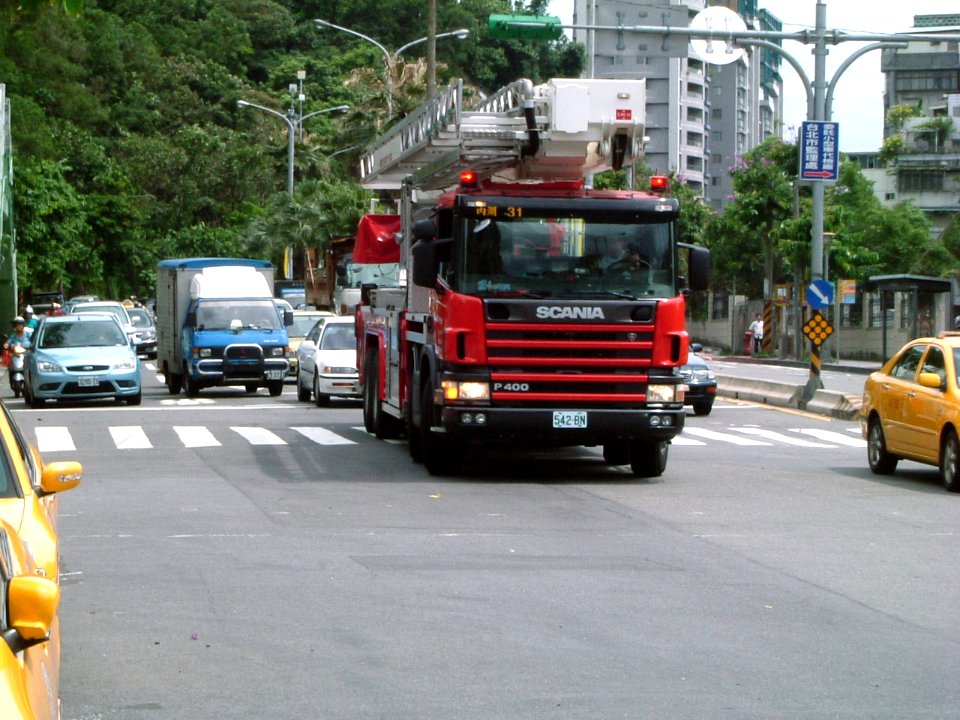 TCFD Scania P400 542-BN 20080721