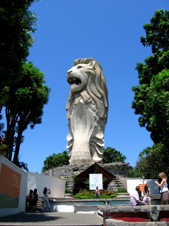 The Merlion 2, Sentosa, Aug 06