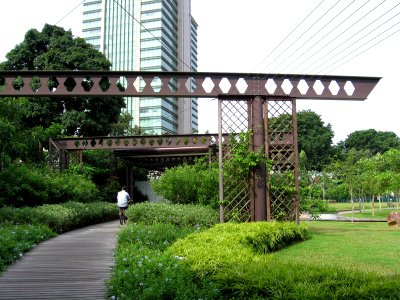 Toa Payoh Town Park 4, Aug 06