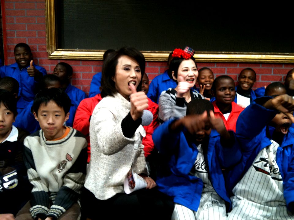 Tsui-feng Sun and Hsiao-yen Chang at The Primary School 20101226