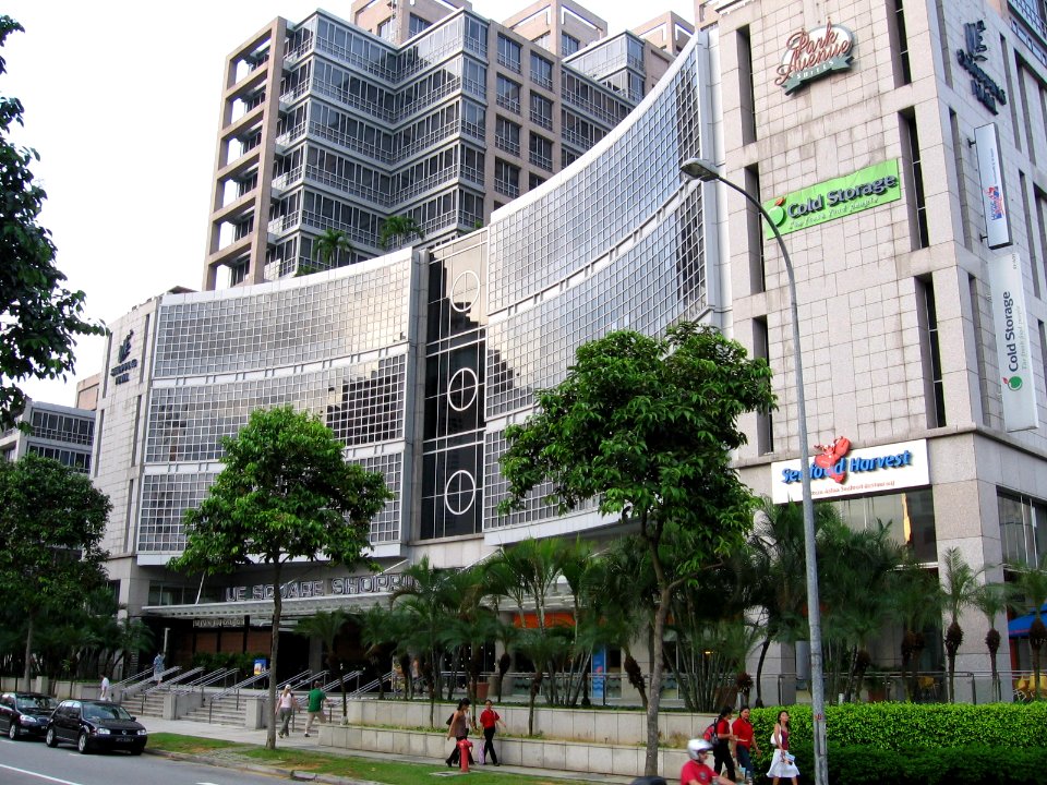 UE Square Shopping Mall 2, Nov 05