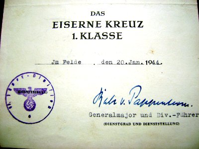 Unterschrift von Pappenheim auf Verleihungsurkunde für EK I