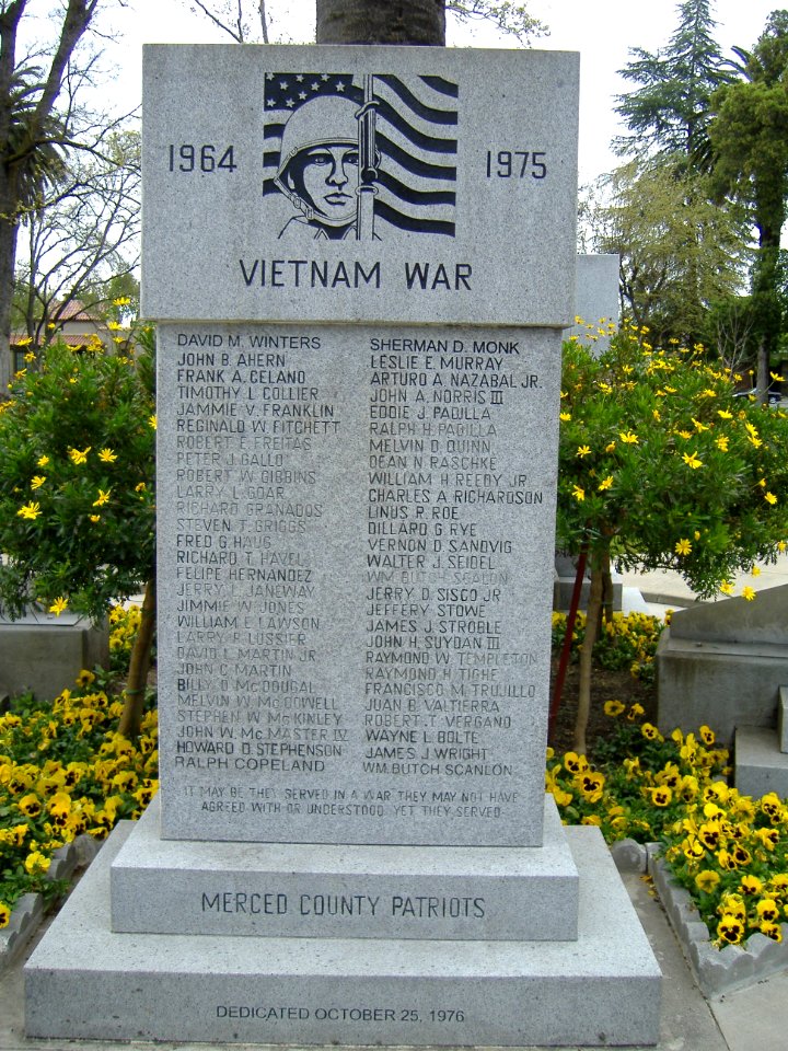 Vietnam War memorial, Merced County Veterans Memorial, California - 20060409