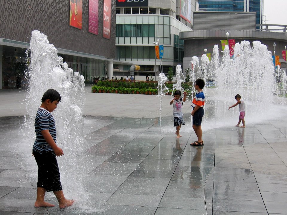 VivoCity 10, Nov 06