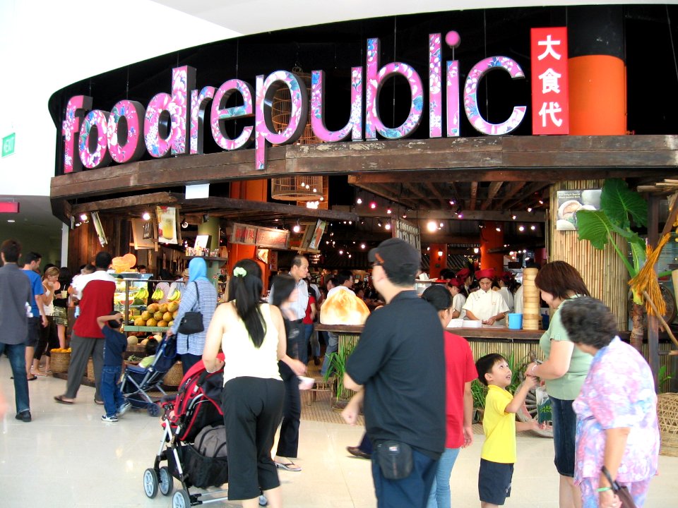 VivoCity 37, Nov 06