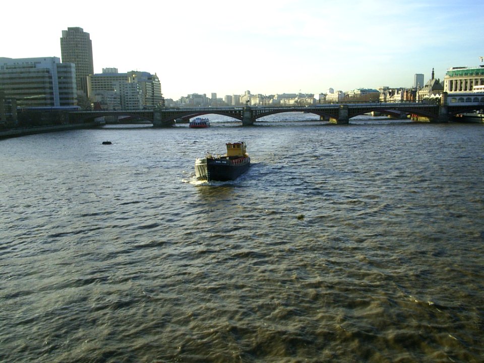 Waterloo Bridge from Blackfriars Railway Bridge 001 The River Thames - Summer 2005