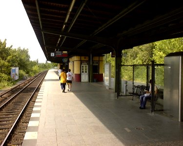 Wilhelmsruh-bahnhof-nbe-001