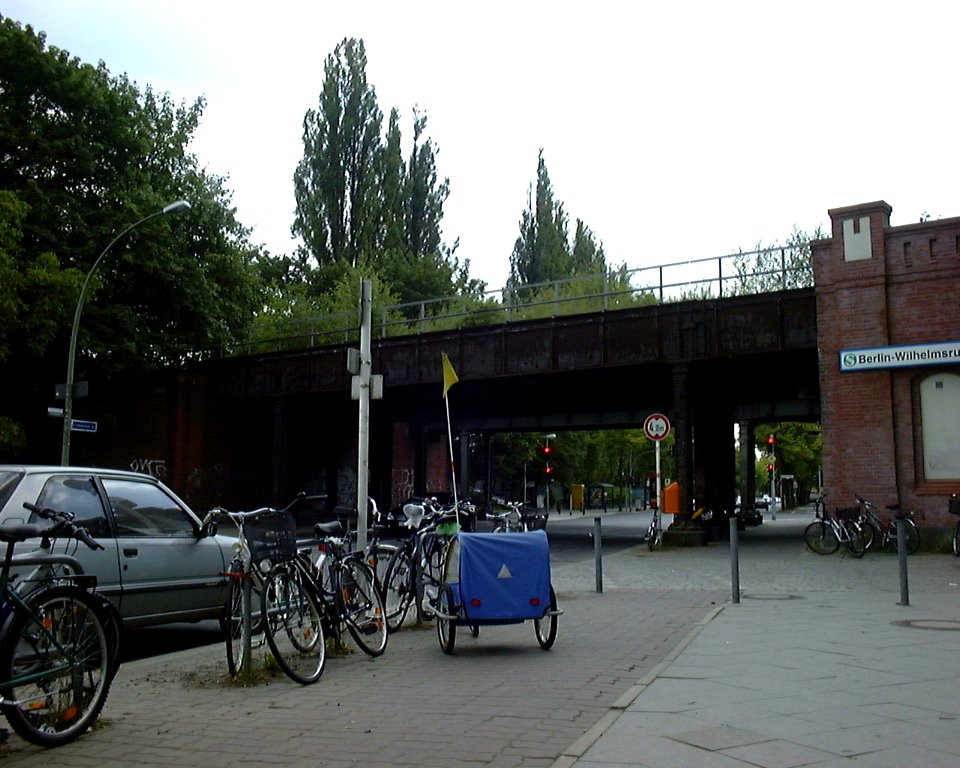 Wilhelmsruh-bahnhof-nbe-004
