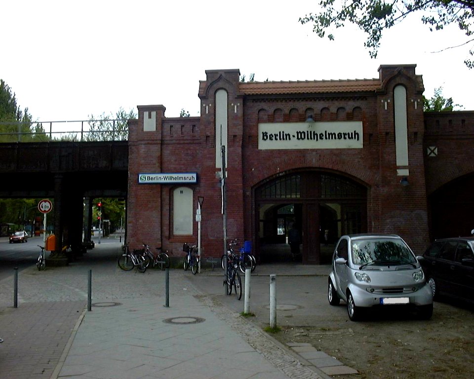 Wilhelmsruh-bahnhof-nbe-003a