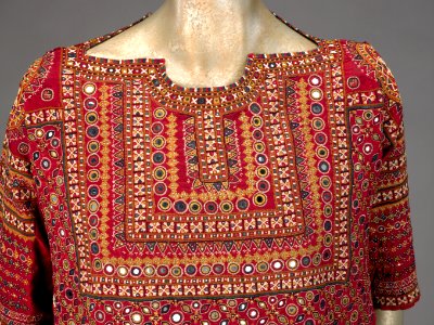 Woman's shirt from Kutch, Gujarat, India, IMA 55114, 2