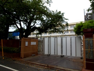 Yakumo Gakuen Junior & Senior High School