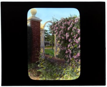 Armsea Hall, Charles Frederick Hoffman Jr. house, Narragansett Bay, Newport, Rhode Island. Flower garden gate LCCN2007685919