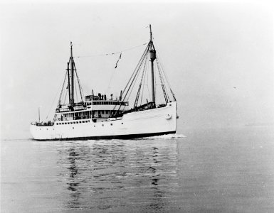 19-N-24199 USCGC North Star