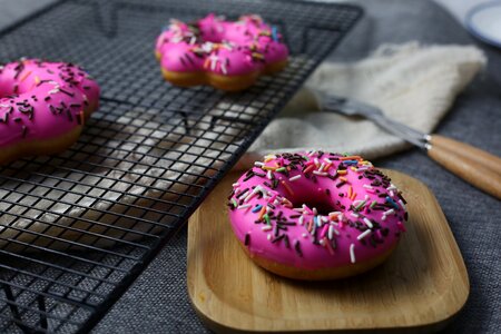 Dessert wood donuts