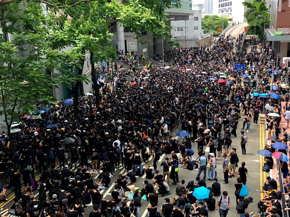 190621 HK Protest Police HQ