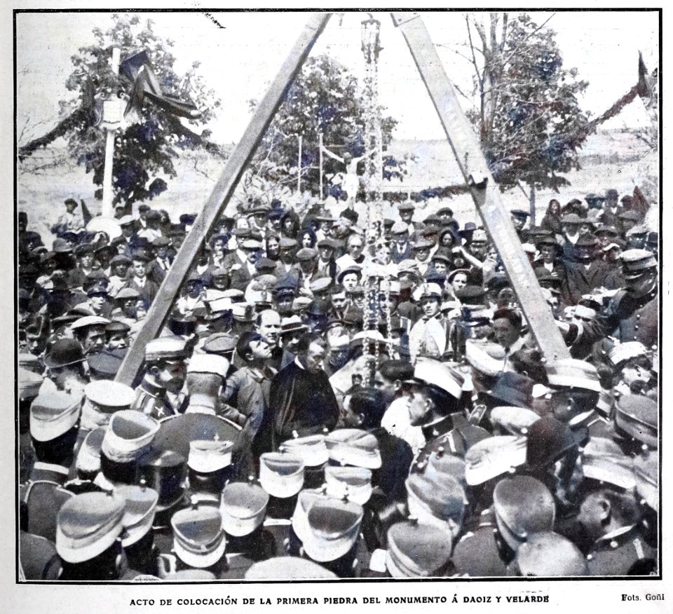 1908-05-09, Blanco y Negro, Acto de colocación de la primera piedra del monumento a Daoiz y Velarde