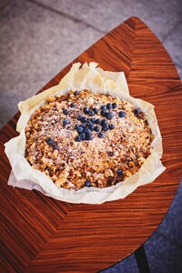 Blueberry cake crumble