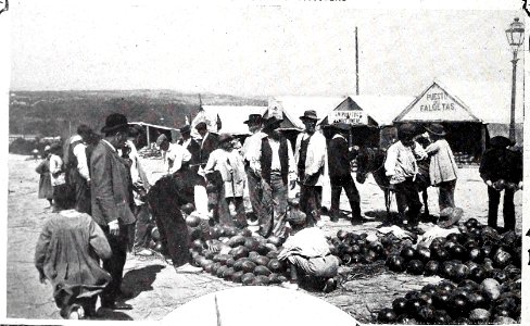 1908-09-26, Blanco y Negro, Los melones, Puestos de melones, Alba photo